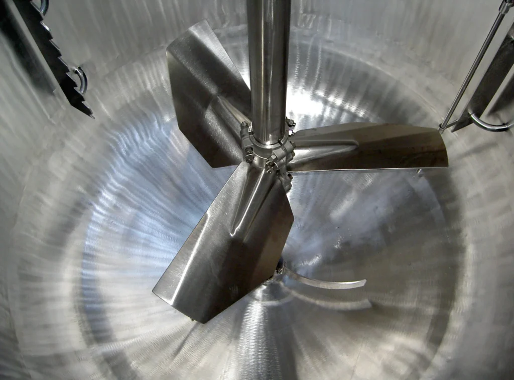 Mixing solutions and industrial agitators